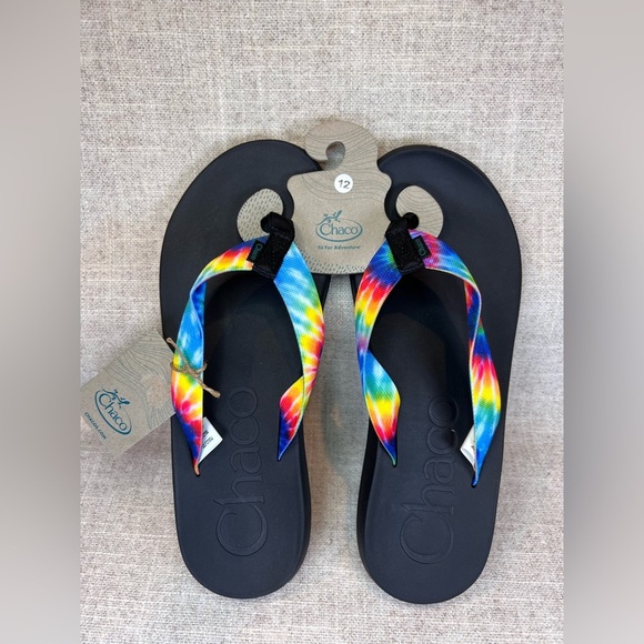 NWT Chaco mens Chillos flip flops dark tie dye size 12 beach, vacation, colorful - Picture 1 of 3
